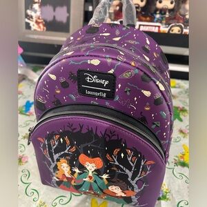 Brand New With Tags Hocus Pocus Loungefly mini backpack. Spooky cute